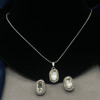 Royal Kundan Jewellery 2 Tone Kundan Stone And Pearl Chain Pendant Set for Women
