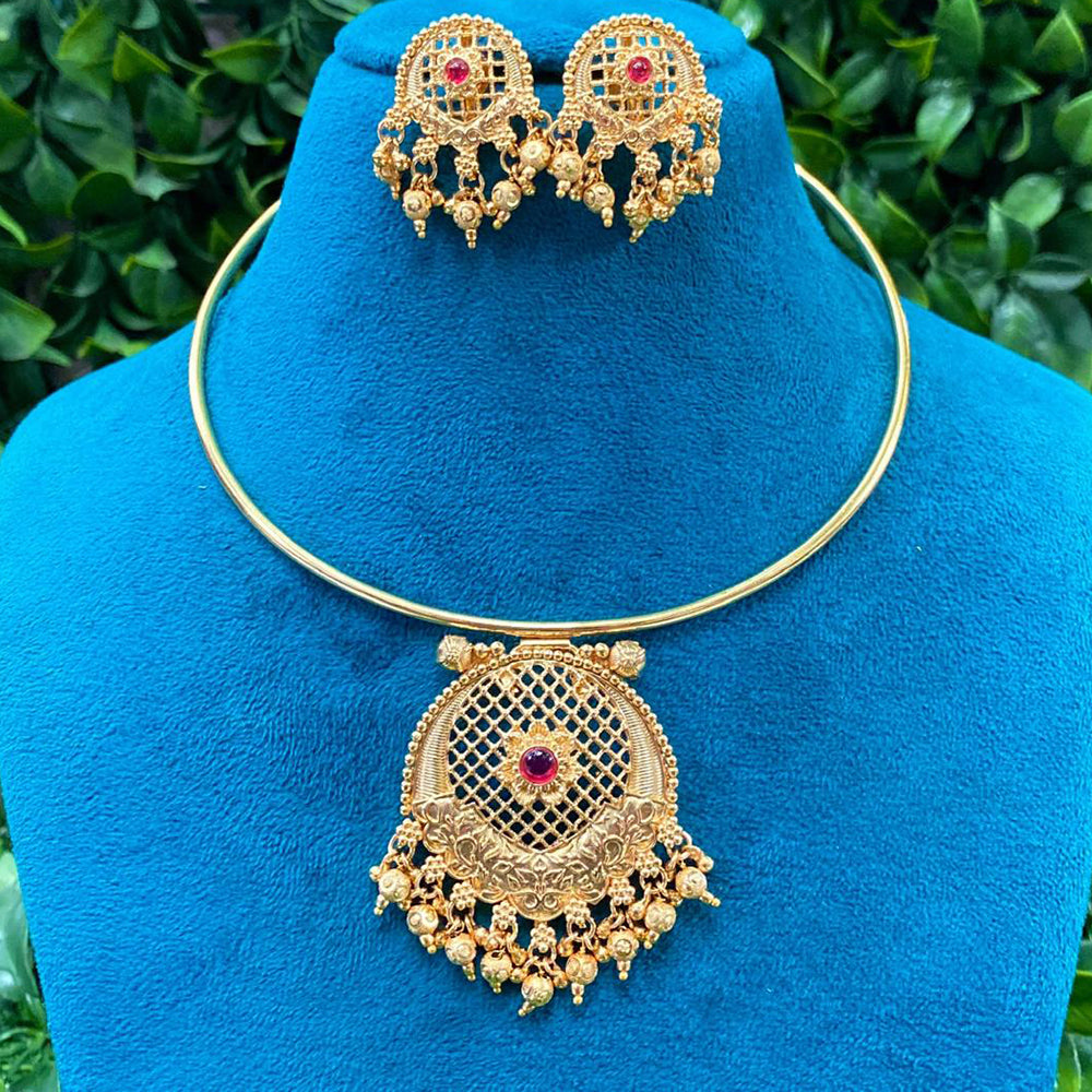 Royal Kundan Jewellery Grand Pota Stone And Pearl Necklace Set