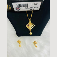 VM Imitation Gold Plated Chain Pendant Set