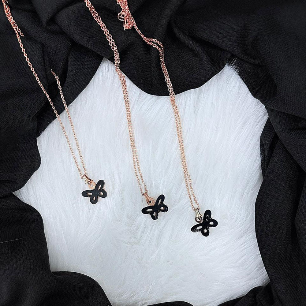 VM Imitation Delicate Butterfly Charm Chain Pendant