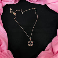 VM Imitation Austrian Stone Delicate Butterfly Design Pendant