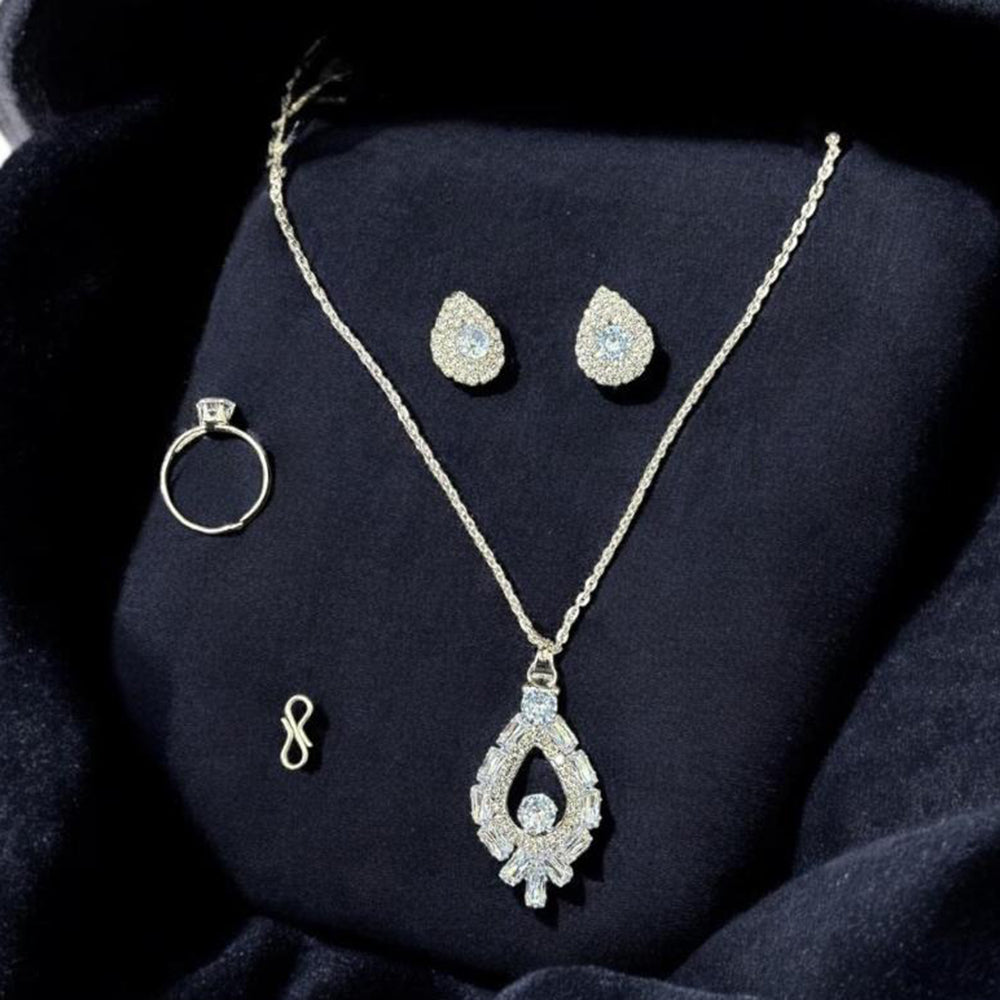 VM Imitation Crystal Stone Necklace Set With Rings