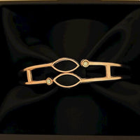 VM Imitation Designer Austrian Stone Openable Bracelet