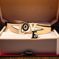 VM Imitation Trendy Love Letter Cutout Motif Design Openable Bracelet