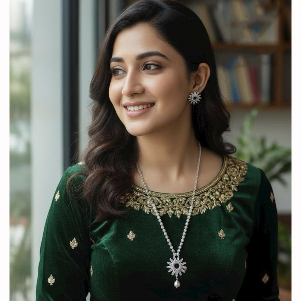 VM Imitation Fancy Crystal Stone And Pearl Statement Necklace Set