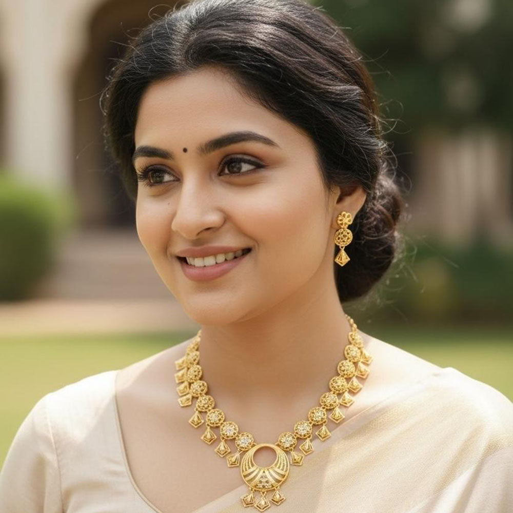 VM Imitation Royal Antique Gold Plated Necklace Set