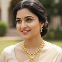 VM Imitation Royal Antique Gold Plated Necklace Set