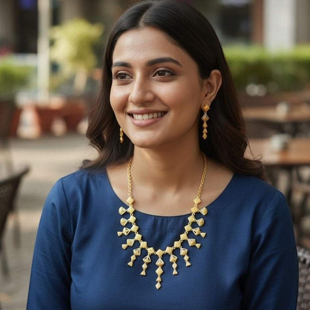 VM Imitation Royal Antique Gold Plated Necklace Set