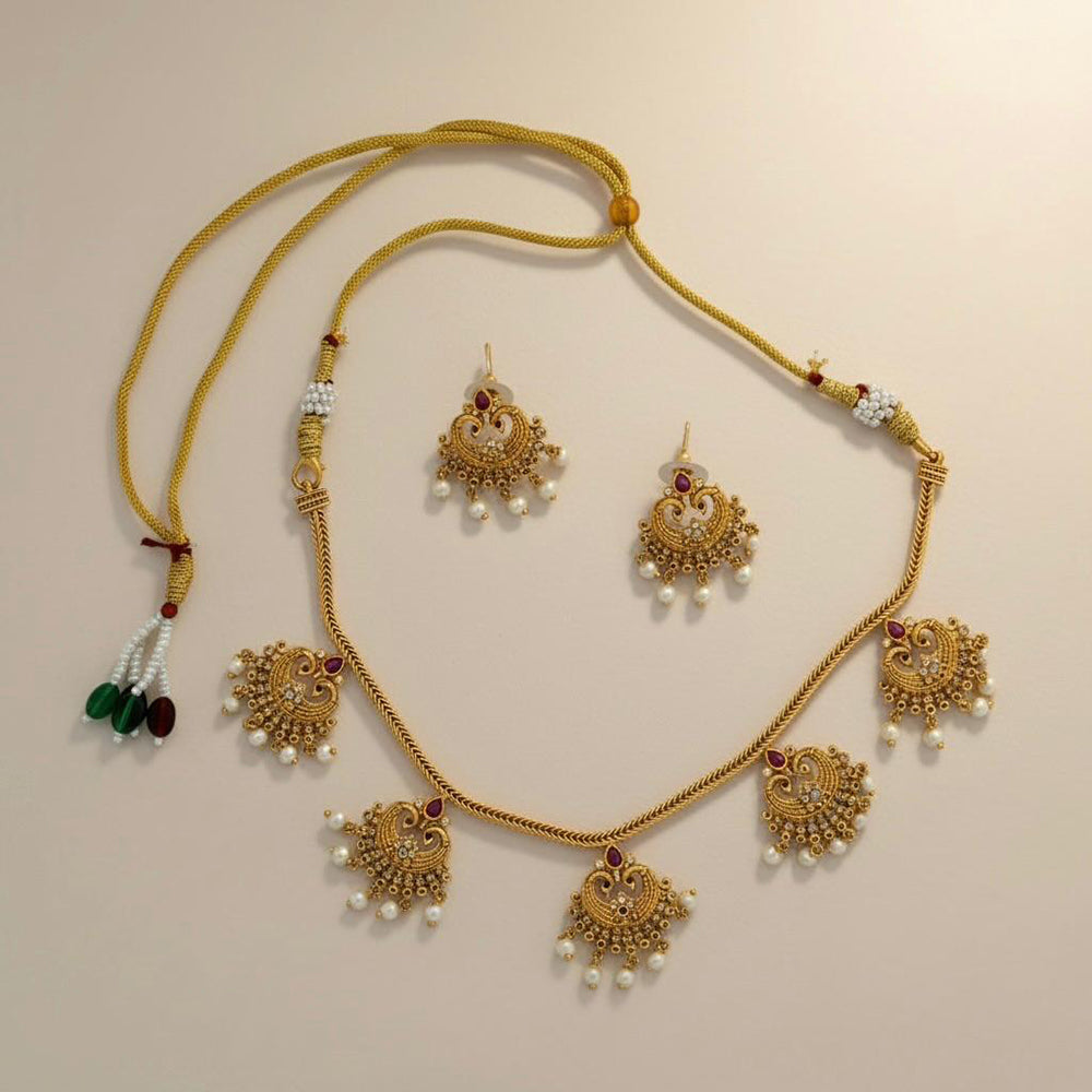 VM Imitation Fancy Austrian Stone And Pearl Statement Necklace Set (Pack of 6)