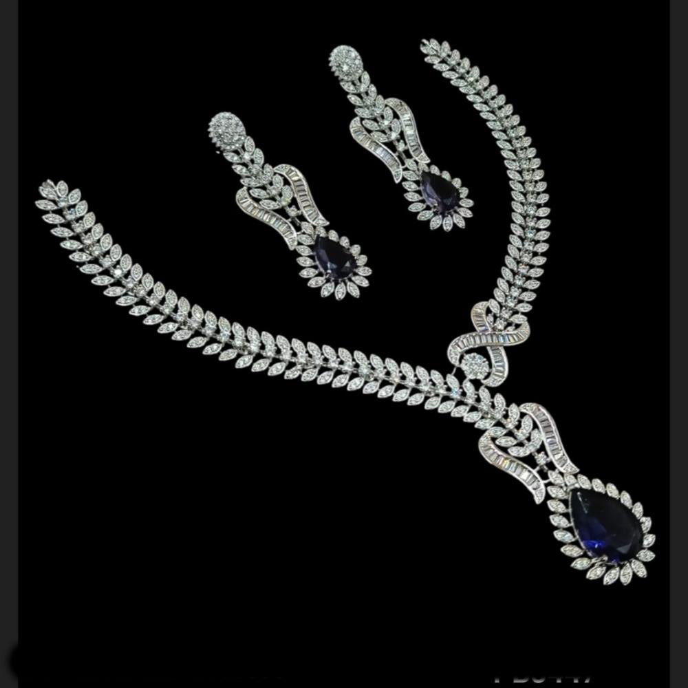NAFJ Classic Silver Plated American Daimonds Necklace Set