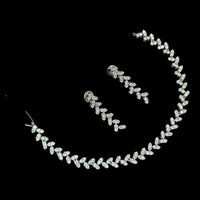 NAFJ Elegant Silver Plated Austrian Stones Necklace Set