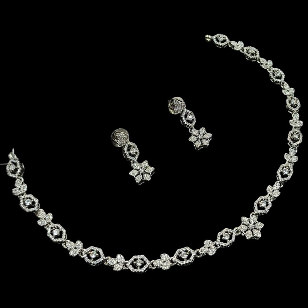 NAFJ Elegant Silver Plated Austrian Stones Necklace Set