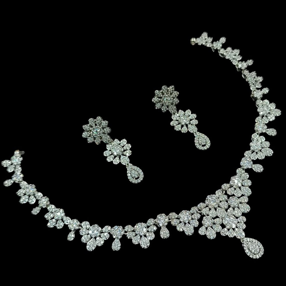 NAFJ Elegant Silver Plated Austrian Stones Necklace Set
