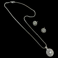 NAFJ Silver Plared American Diamond Chain Pendant Set