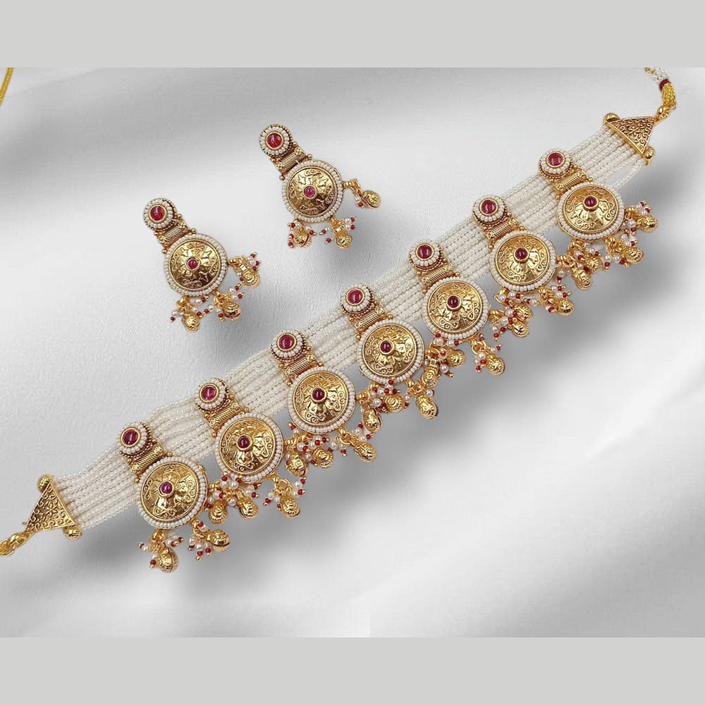 NAFJ Gold Plated Pota Stone And Pearl Choker Necklace Set