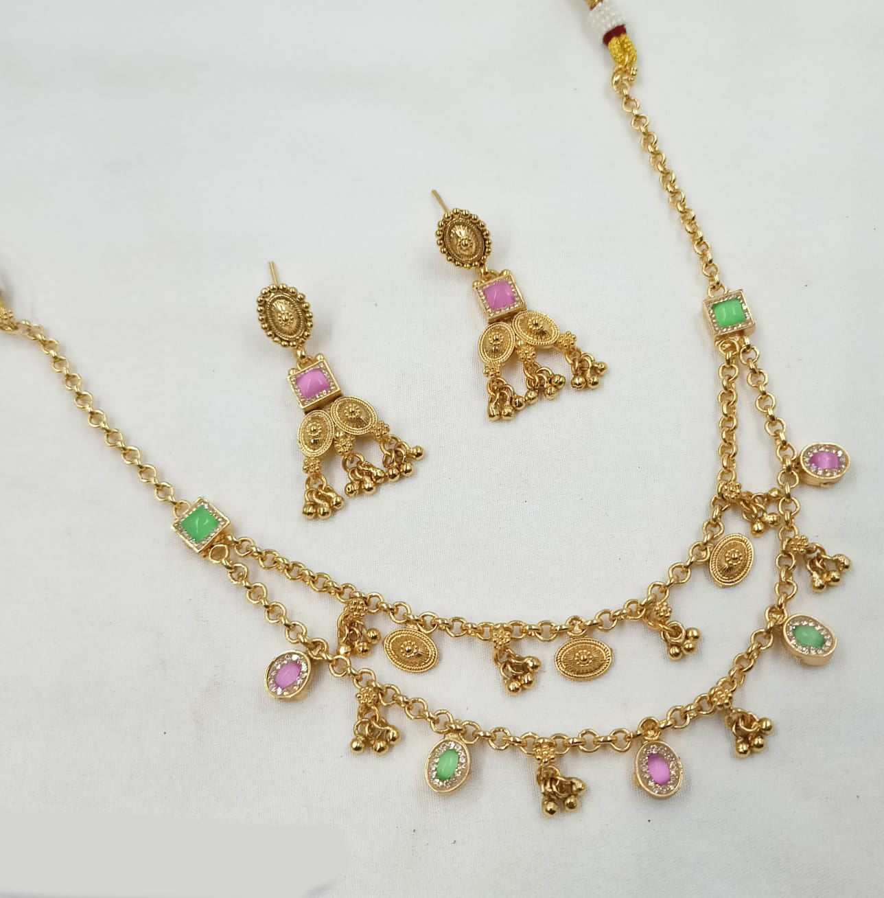 NAFJ Festive Bloom Double Layer Pota Stone Necklace Set