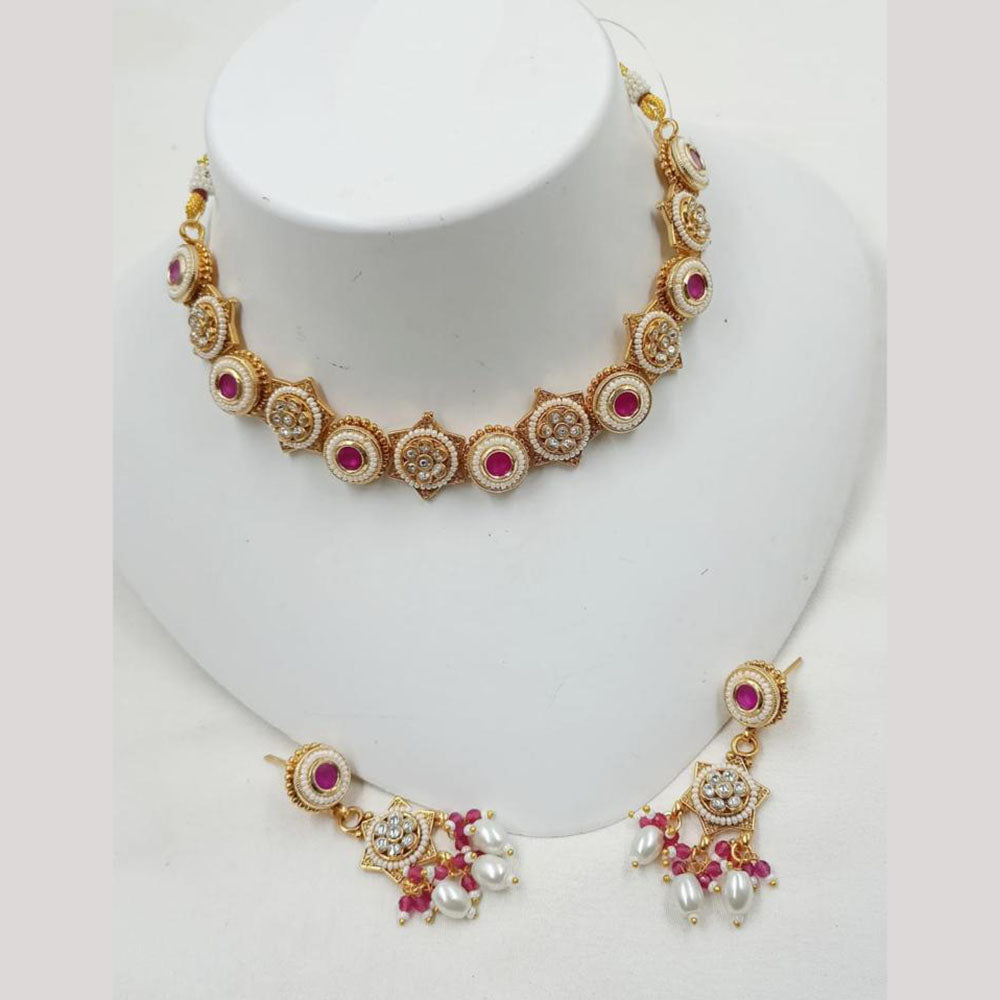NAFJ Elegant Pota And Pearl Beaded Choker Necklace Set