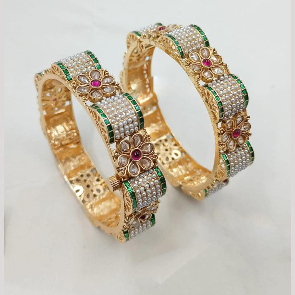 NAFJ Classic Crystal And Pearl Openable Bangles Set