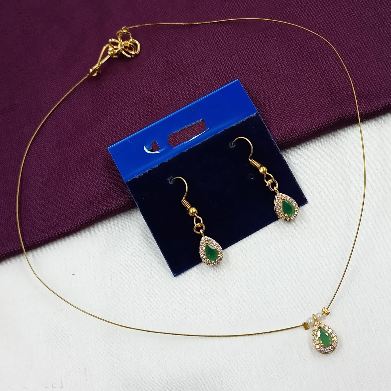 NAFJ Stylish Austrian Stone And Pearl Statement Necklace Set