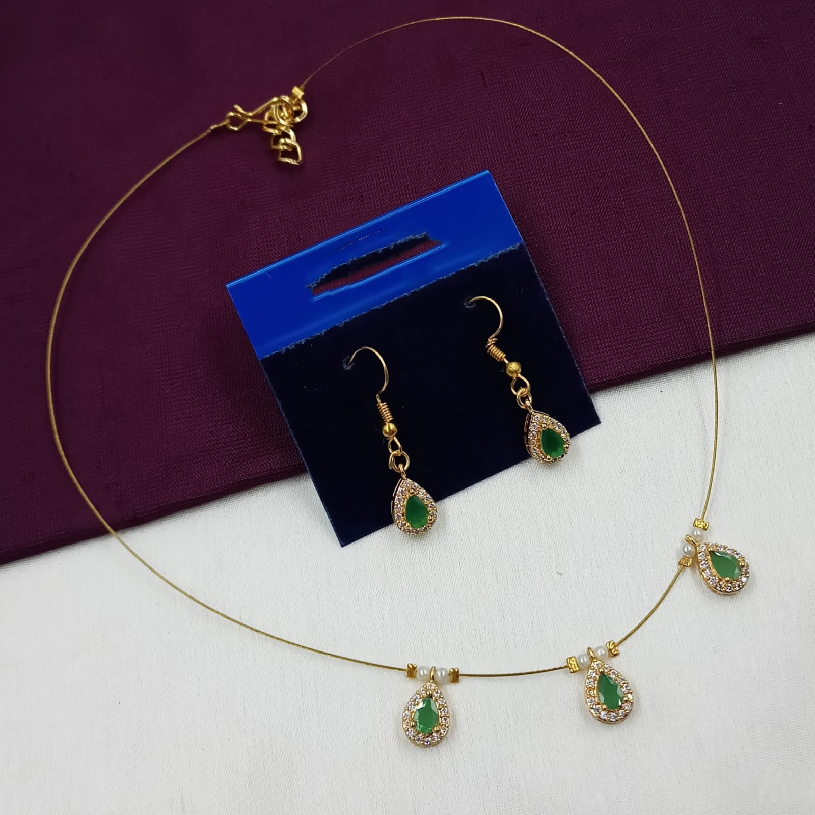 NAFJ Stylish Austrian Stone And Pearl Statement Necklace Set