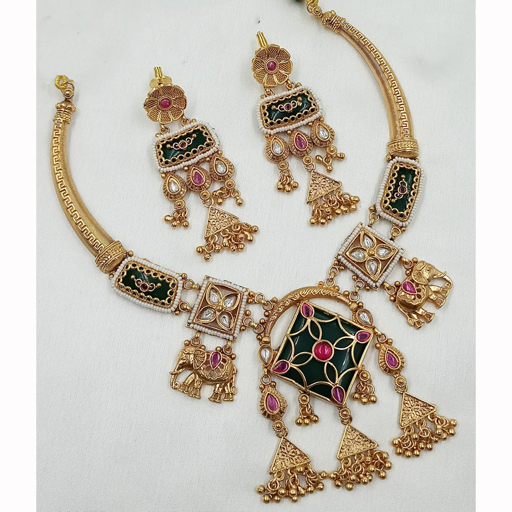 NAFJ Shimmering Pota Stone And Pearl Necklace Set