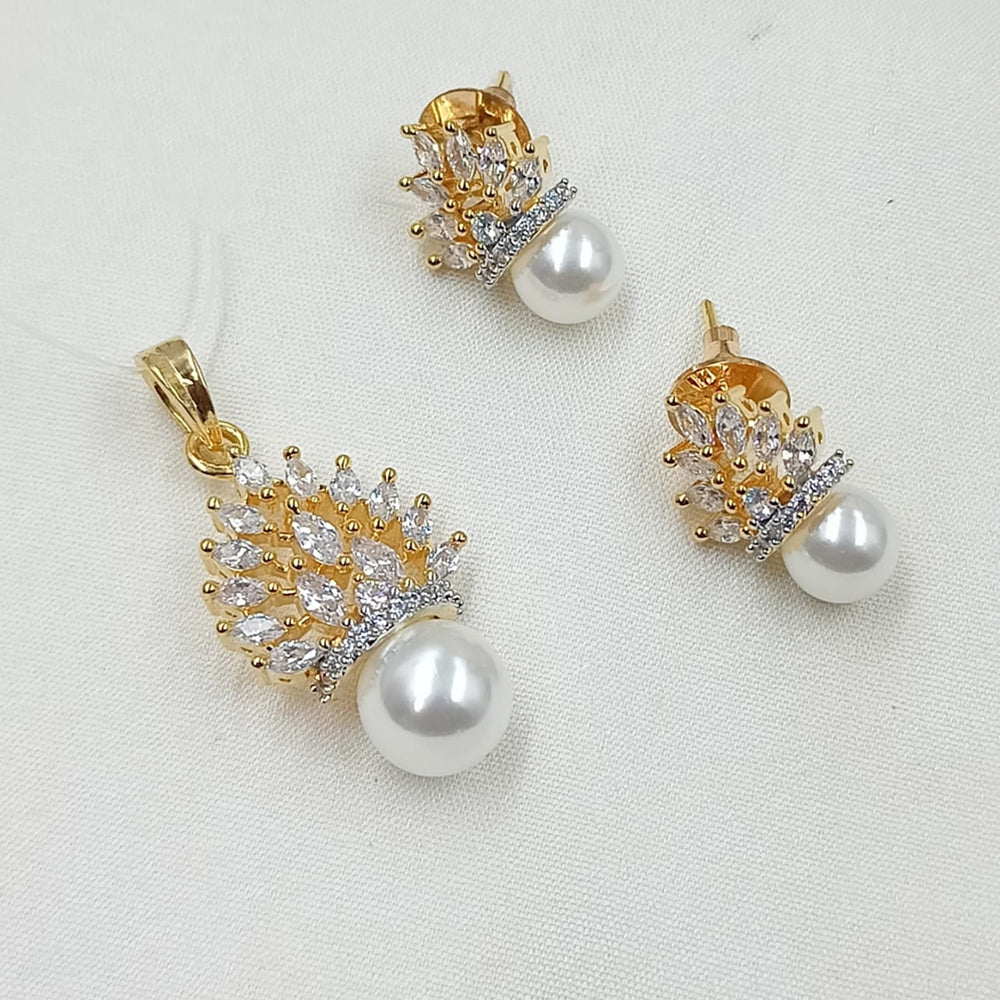 NAFJ Elegant Crystal And Austrian Stone Pendant Set