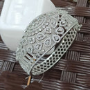 NAFJ Fashionable Crystal And Austrian Delicate Openable Bracelet