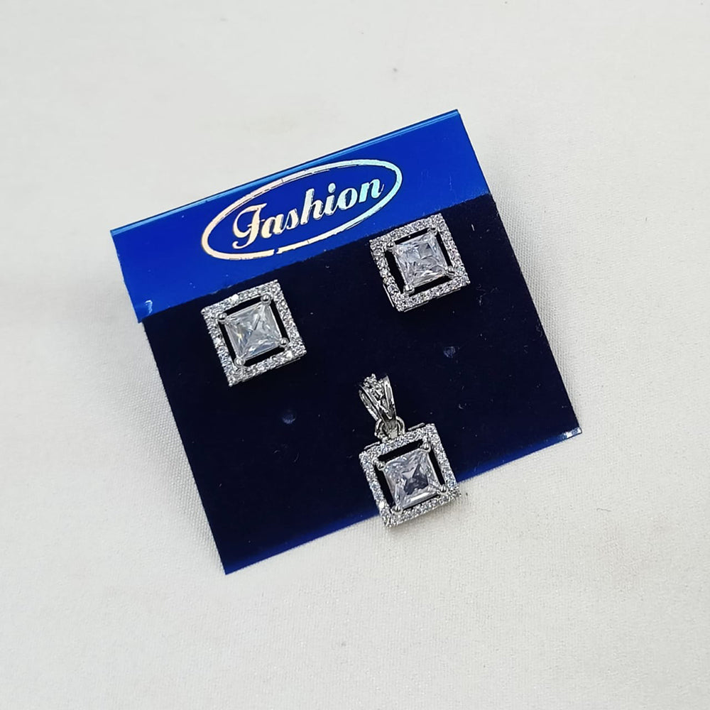 NAFJ Royal American Daimond Pendant Set