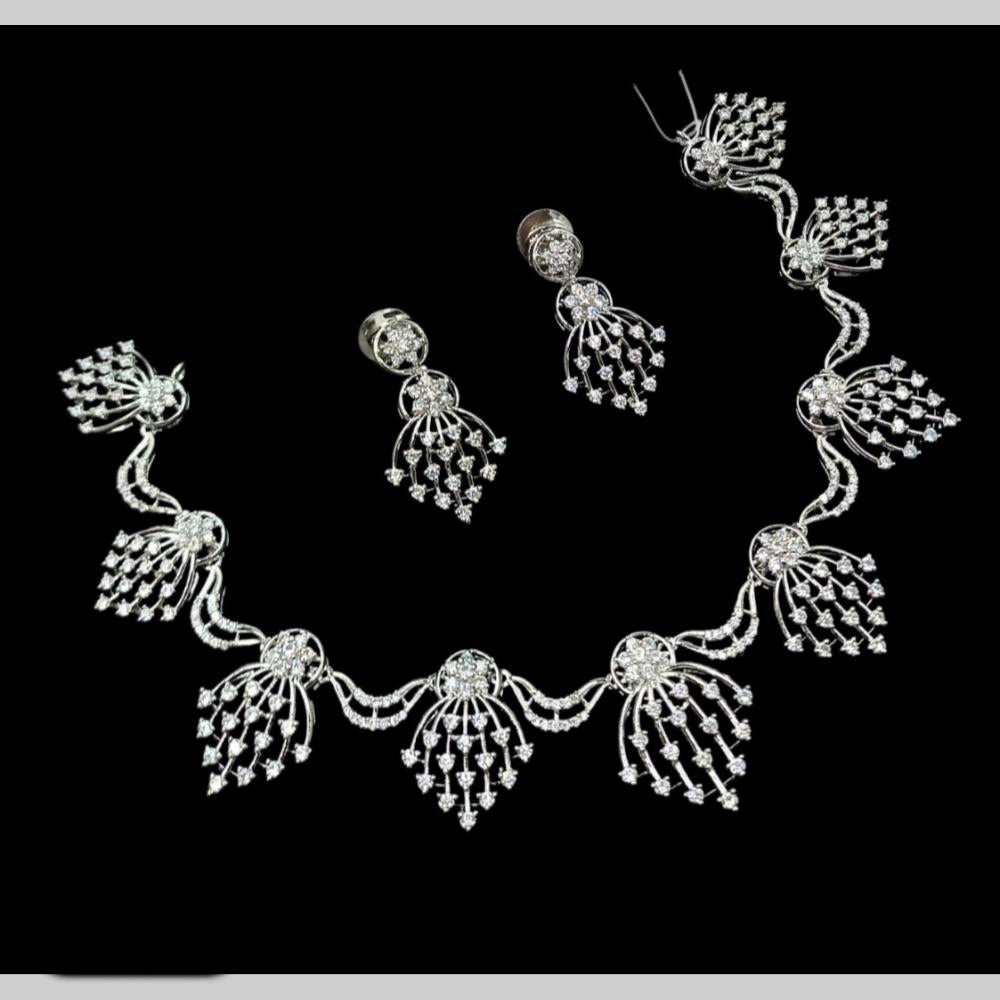 NAFJ Glamorous Austrian Stone Designer Necklace Set