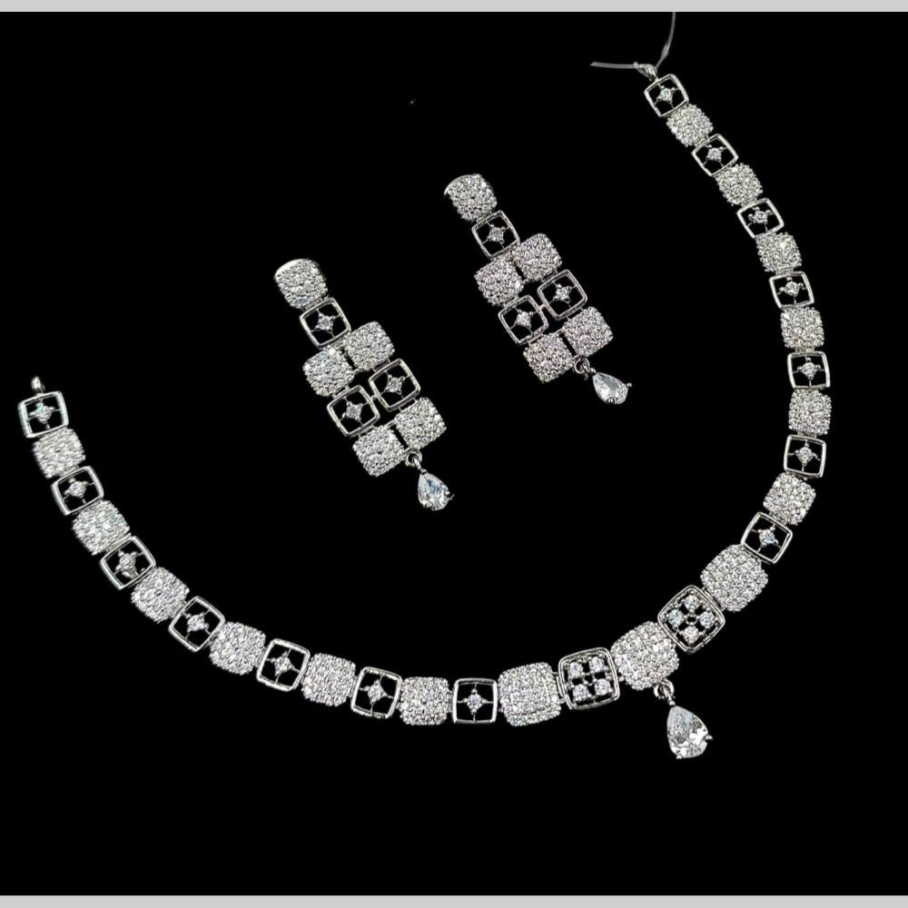NAFJ Glamorous Crystal Stone Designer Necklace Set