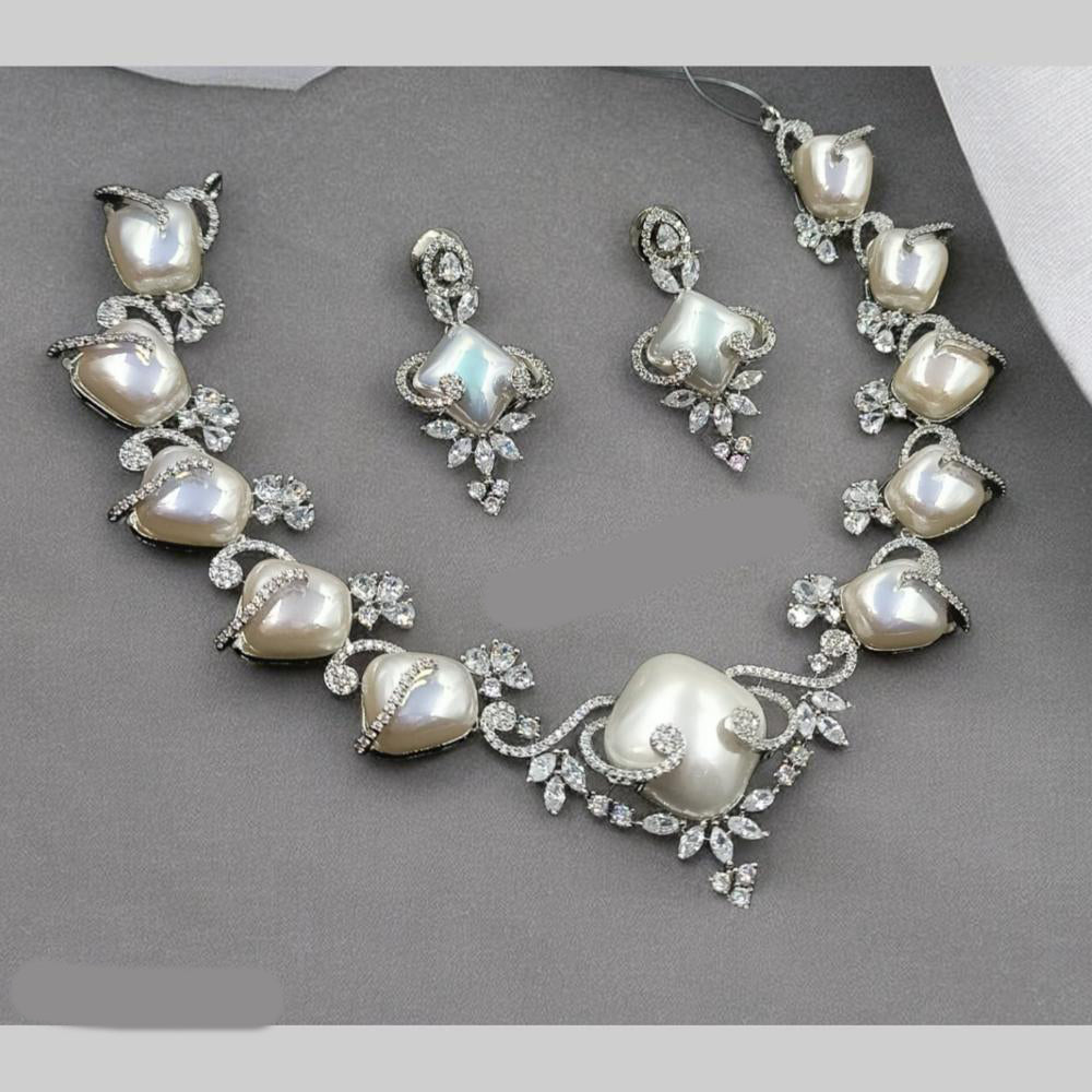 NAFJ Glamorous Crystal Stone And Austrian Stone Designer Necklace Set