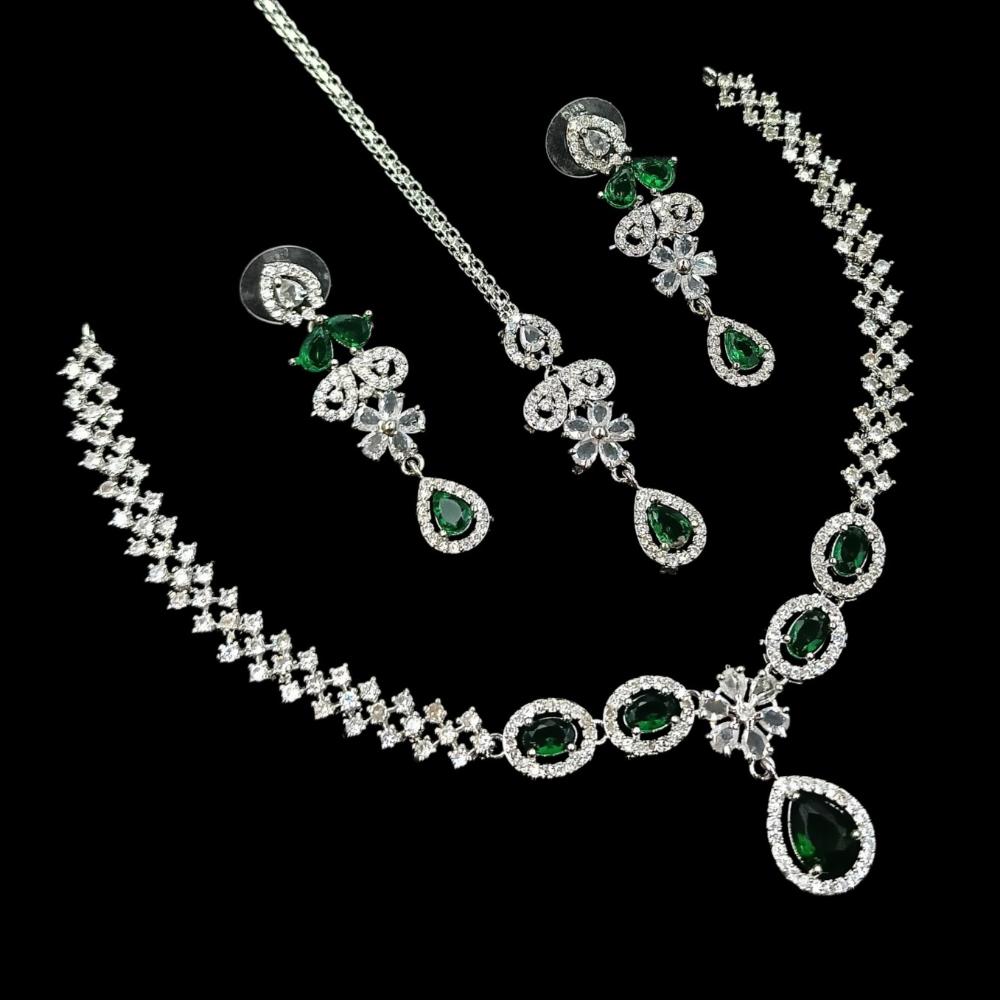 NAFJ Glamorous Crystal Stone And Austrian Stone Designer Necklace Set With Maangtikka