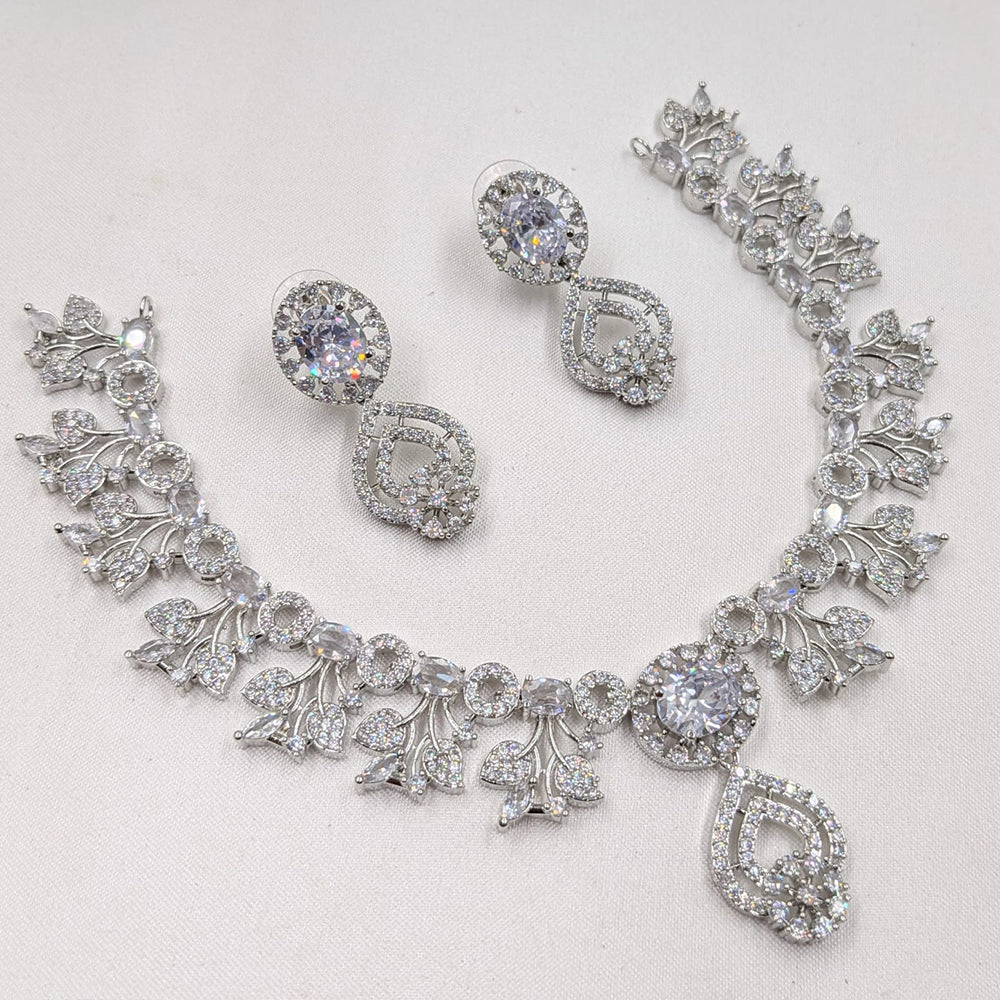 NAFJ Sparkling American Daimonds For Modern Elegance Necklace Set