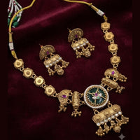 NAFJ Trendy Pota Stone And Pearl Necklace Set