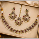 NAFJ Glamorous Crystal Stone And Pearl Necklace Set