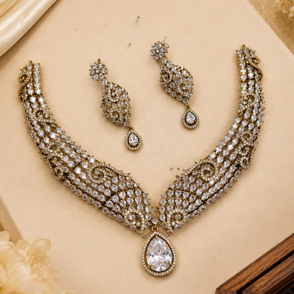 NAFJ Royal American Daimond Necklace Set