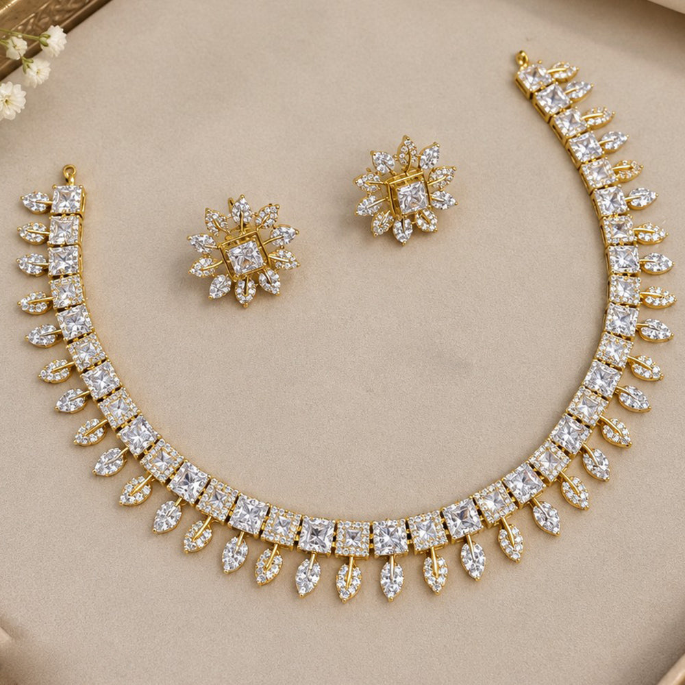 NAFJ Glamorous Crystal Stone And Austrian Stone Necklace Set