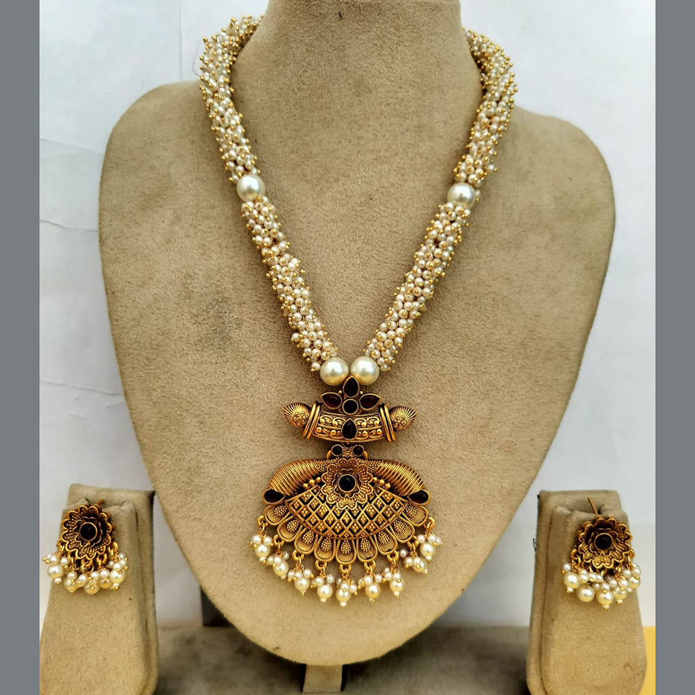 Charbhuja Art Gold Plated Pota Stone And Pearls Necklace Set