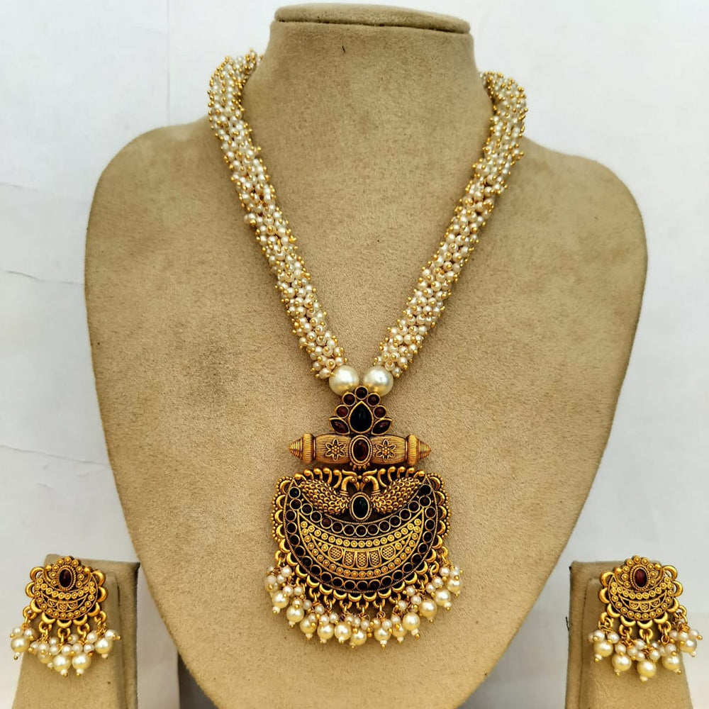 Charbhuja Art Gold Plated Pota Stone And Pearls Necklace Set