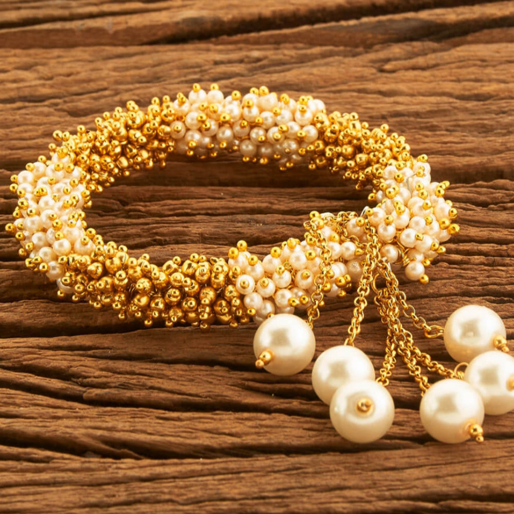 Charbhuja Art Gold Plated Pearls And Beads Bracelet