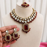 Charbhuja Art Heritage Pota Stone And Kundan Stone Beads Necklace Set