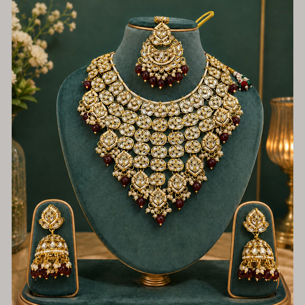 Charbhuja Art Heritage Kundan Stone And Beads Choker Necklace Set