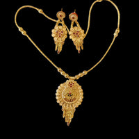 Shipra Gold Forming Gold Necklace Set