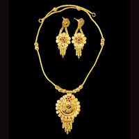 Shipra Gold Forming Gold Necklace Set