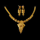 Shipra Gold Forming Gold Necklace Set