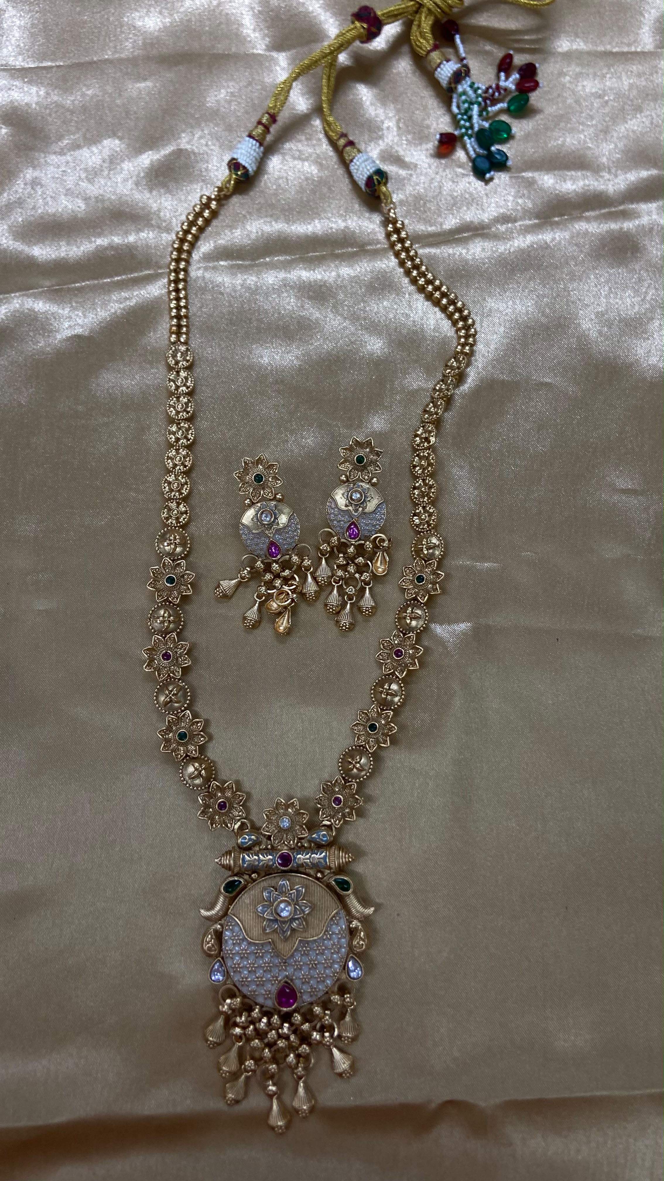 Darshana Jewels Exclusive Pota Stone And Pearl Meenakari Necklace Set