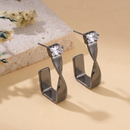 Urthn Black Plated Austrian Stone Twisted Shape Earrings (Pack of 6)