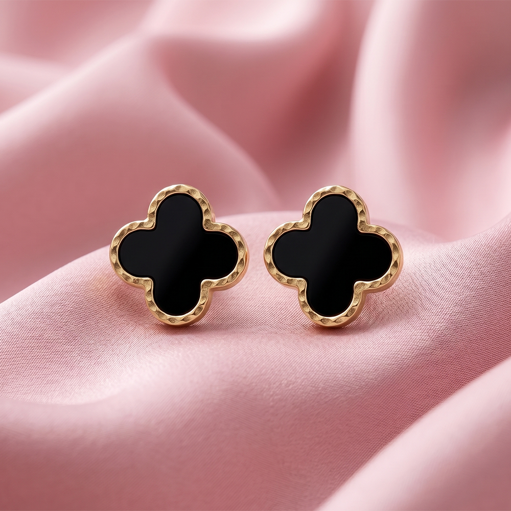 Urthn  Elegant Silver-Plated Clover Stud Earrings for Women