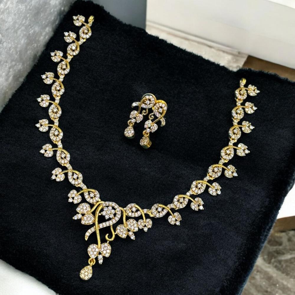 Sona Covering Elegant Gold-Plated Austrain Stone Necklace Set