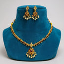 Sona Covering Classic Pota Stone And Pearl Necklace Set